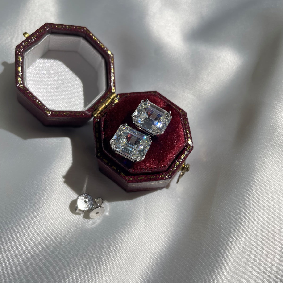 Angela Jewelry]Dazzling Square Shape Earrings