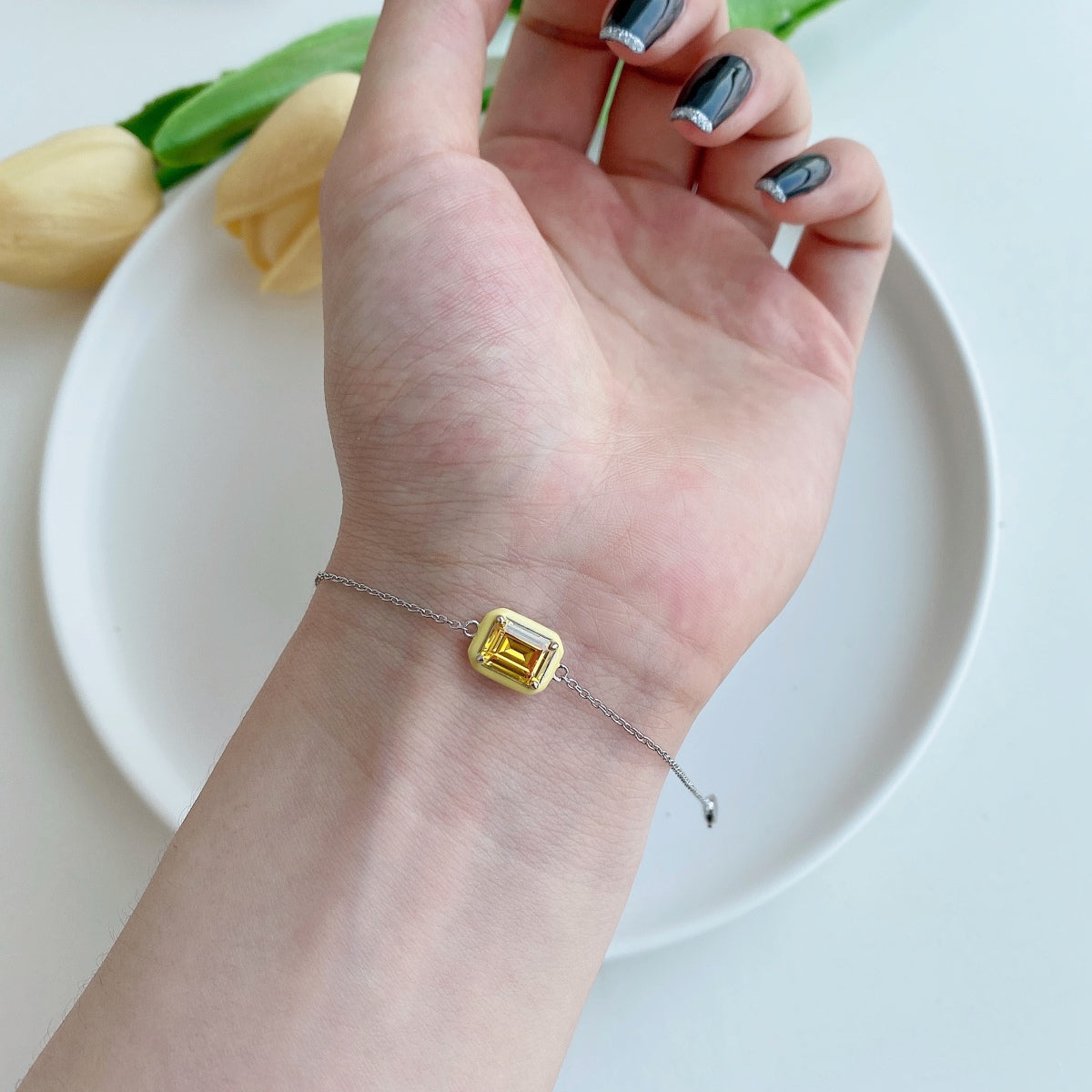 Angela Jewelry]2.0 Carat Sparkling Colorful Emerald Cut Daily Bracelet