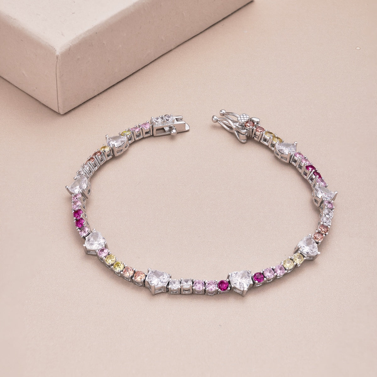 Angela Jewelry]Romantic Heart Shape Round Cut Lover Bracelet