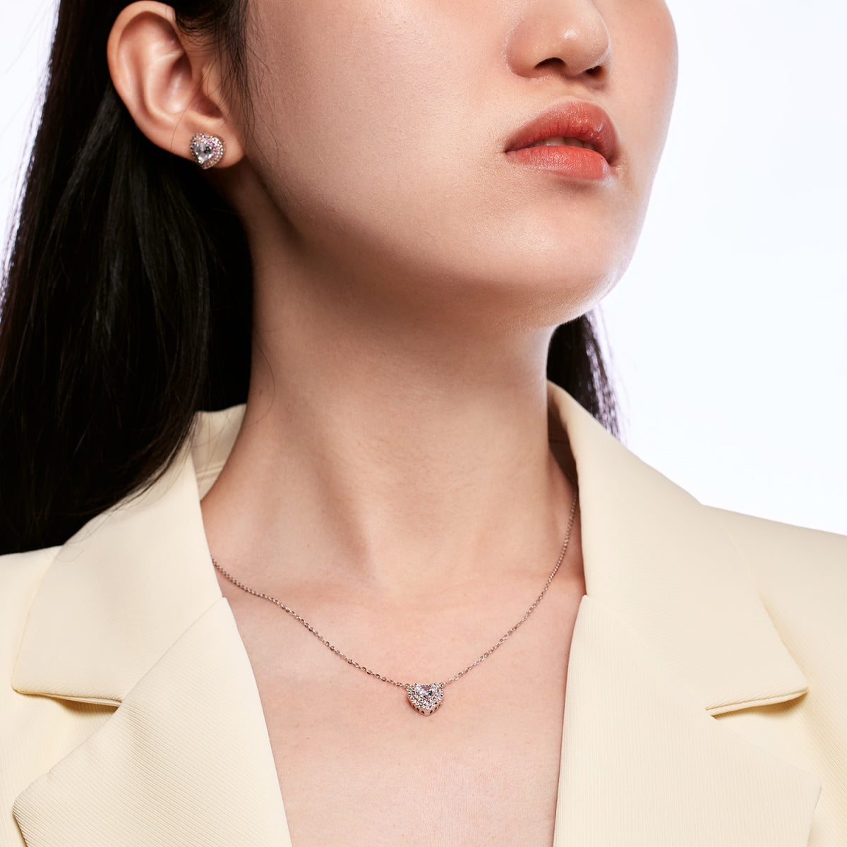 Angela Jewelry]Dazzling Heart Shape Lover Earrings