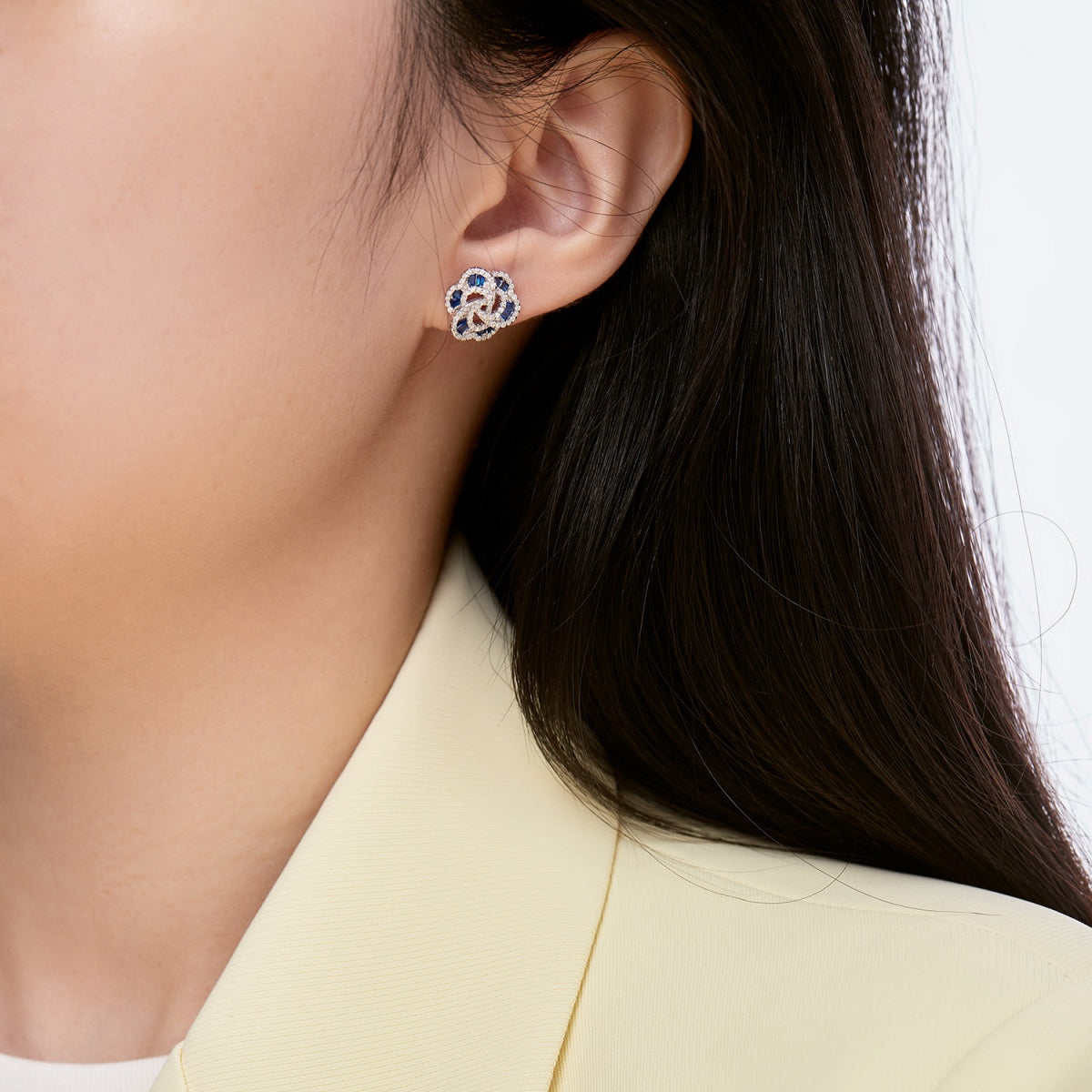 Angela Jewelry]Exquisite Flower Shape Daily Earrings