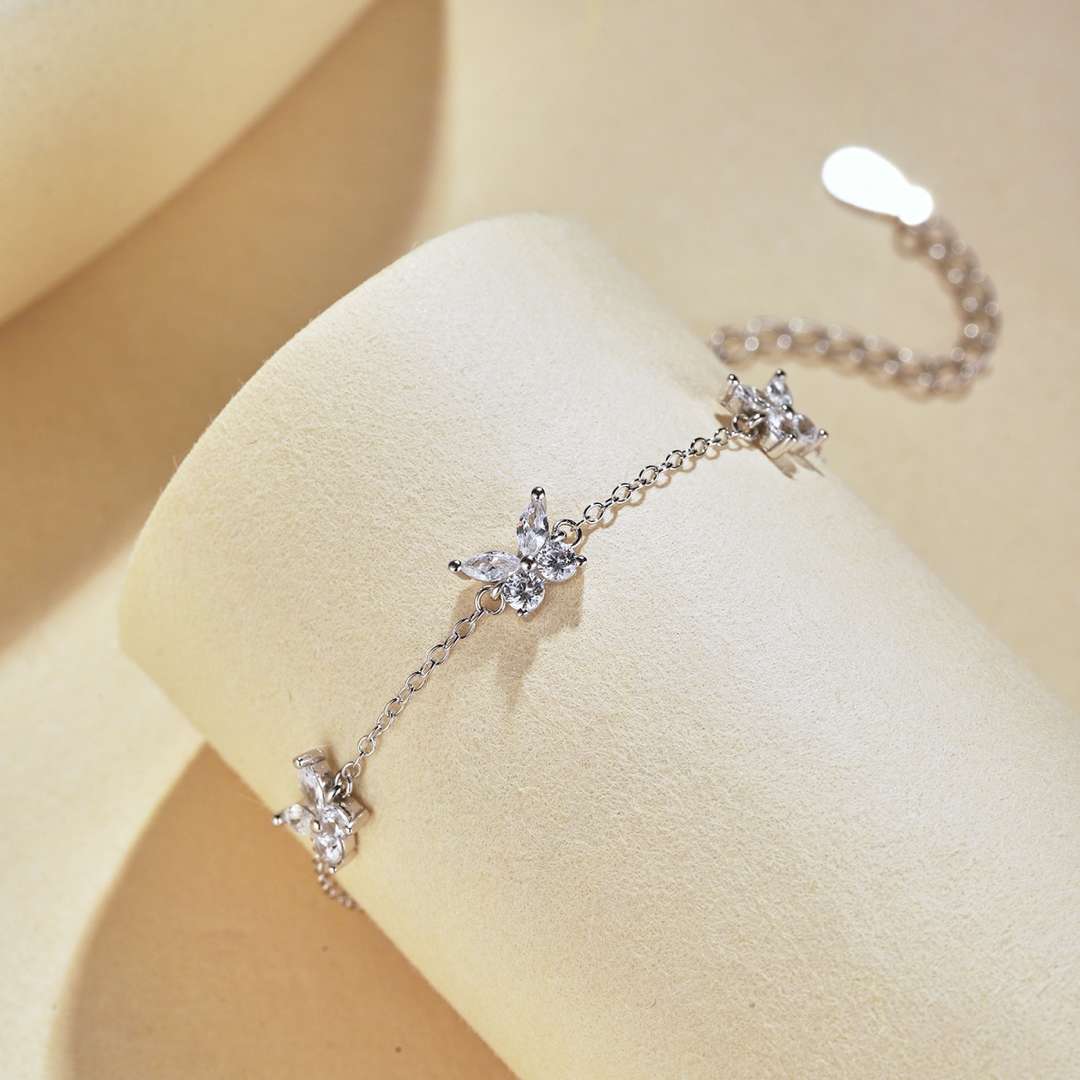 Angela Jewelry]Radiant Butterfly Shape Necklace
