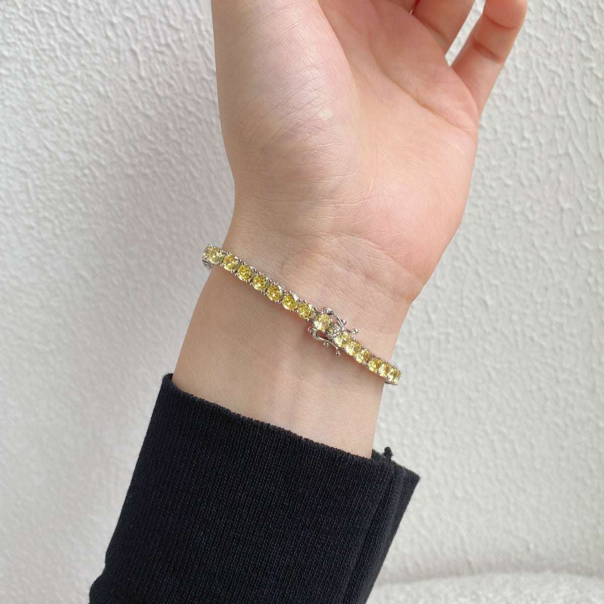 Angela Jewelry]Ornate Dazzling Round Cut Tennis Bracelet