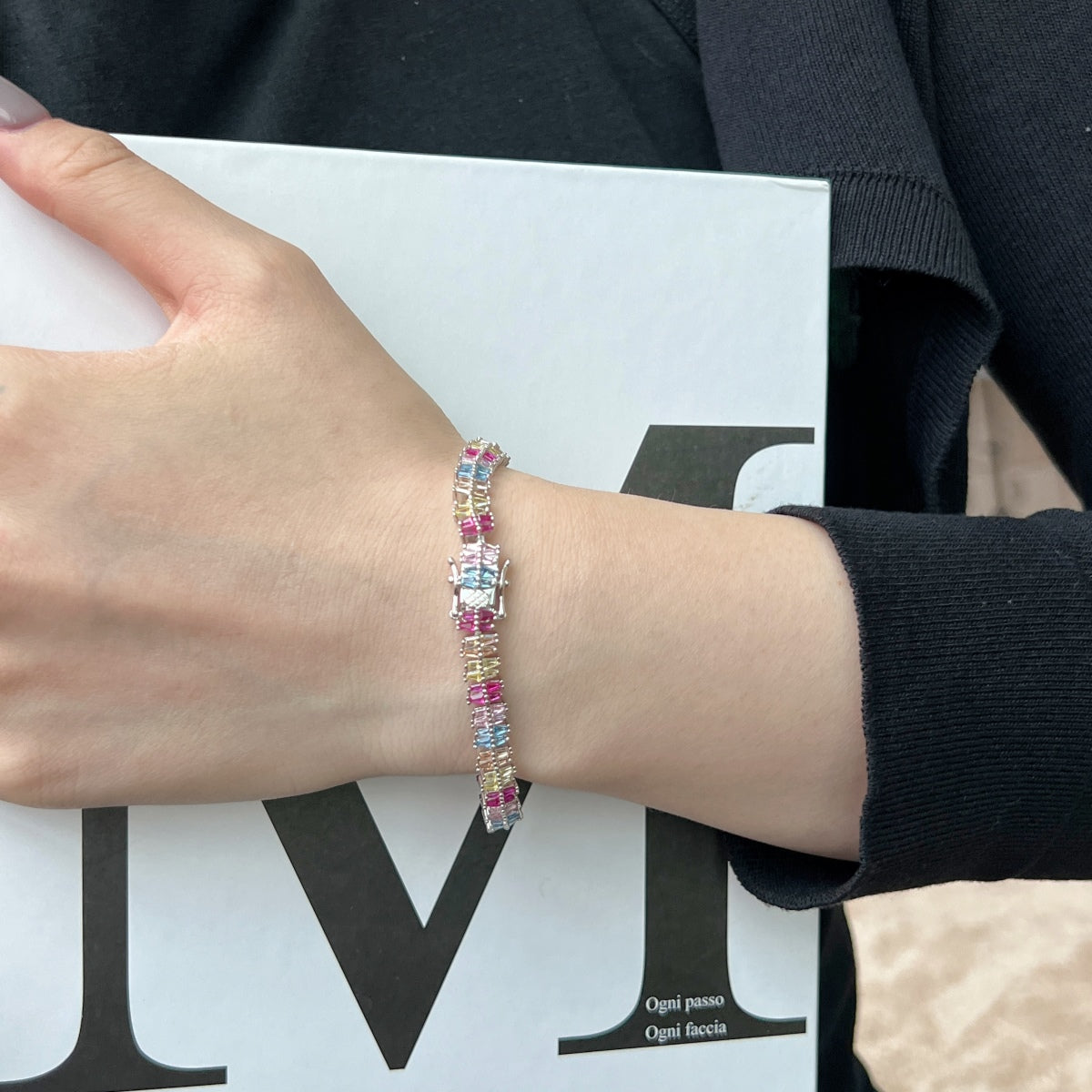 Angela Jewelry]Sparkling Exquisite Multi Cut Party Bracelet
