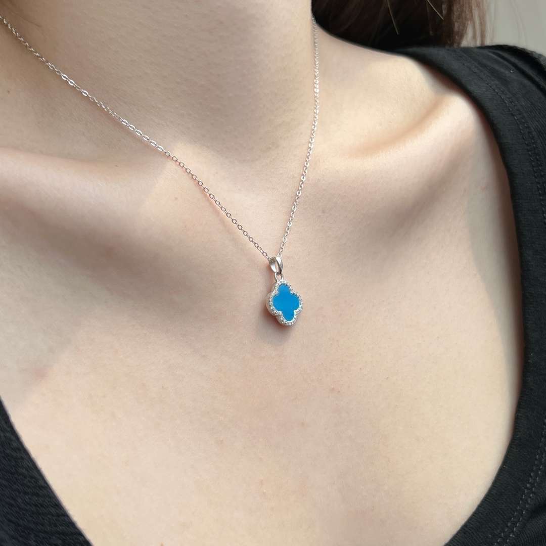 Angela Jewelry]Dainty Flower Shape Necklace