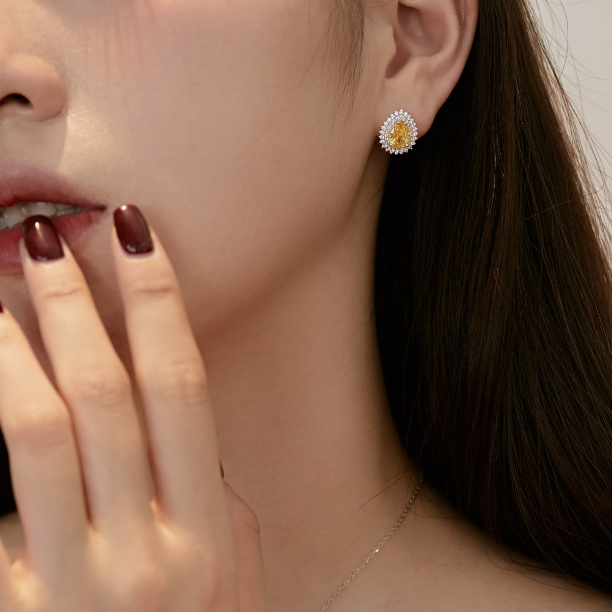 Angela Jewelry]Delicate Gorgeous Pear Cut Daily Earrings