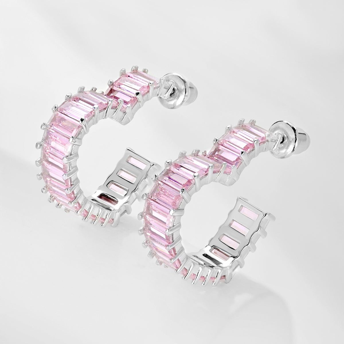 Angela Jewelry]Radiant Heart Cutout Earrings