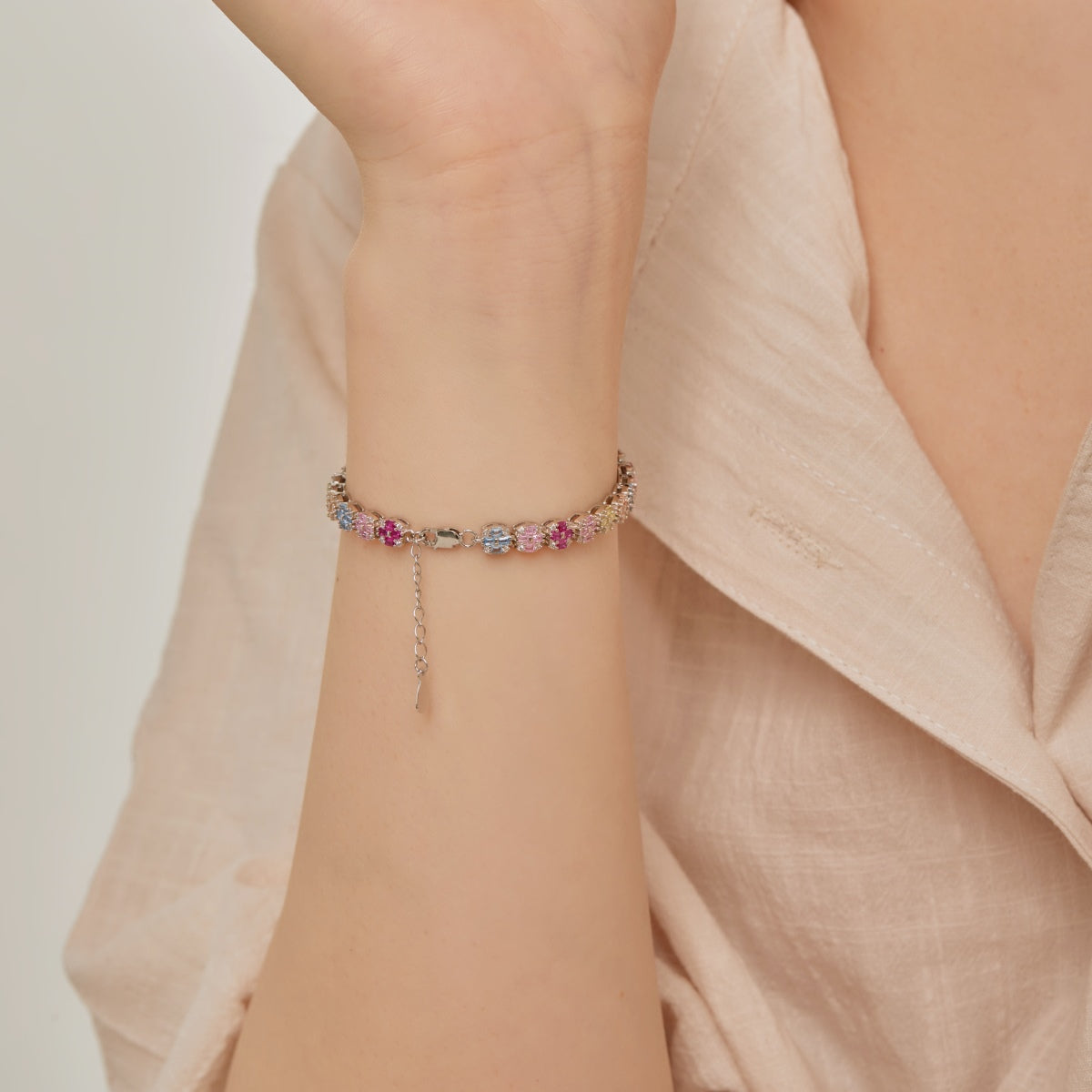 Angela Jewelry]Delicate Colorful Emerald Cut Daily Bracelet