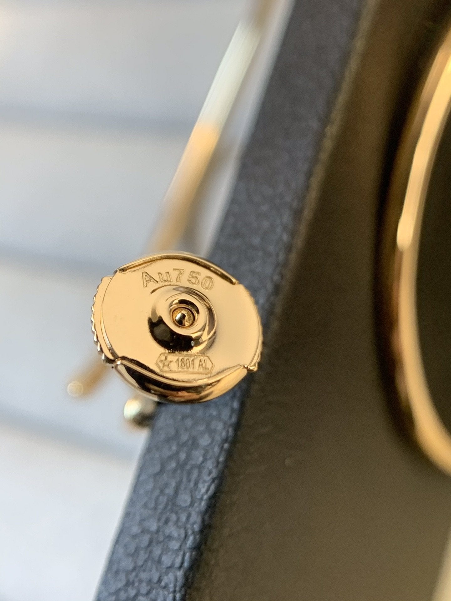 [Angela Jewellery]JUSTE EARRINGS GOLD DIAMONDS 1.8MM