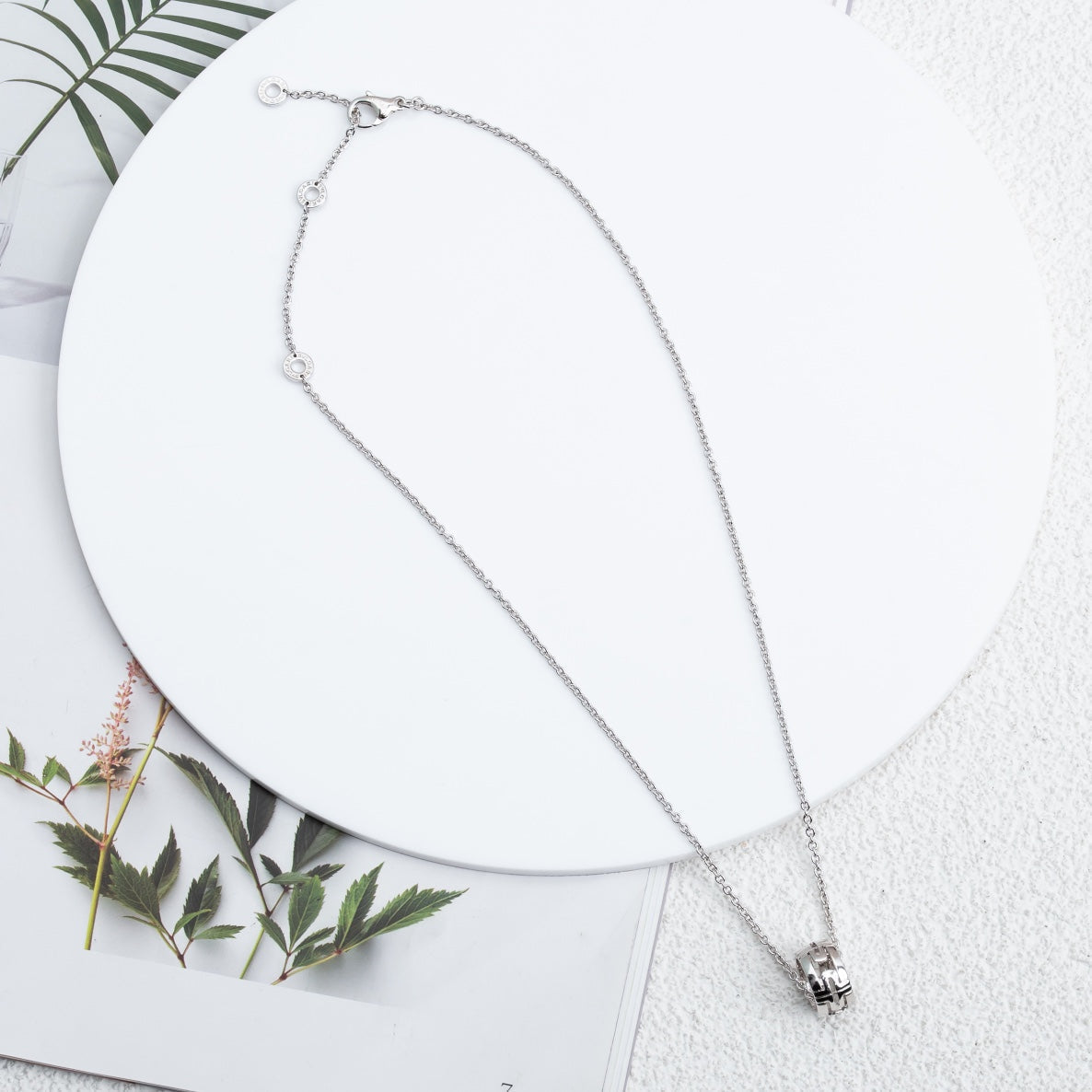 [Angela Jewellery]PARENTESI NECKLACE SILVER