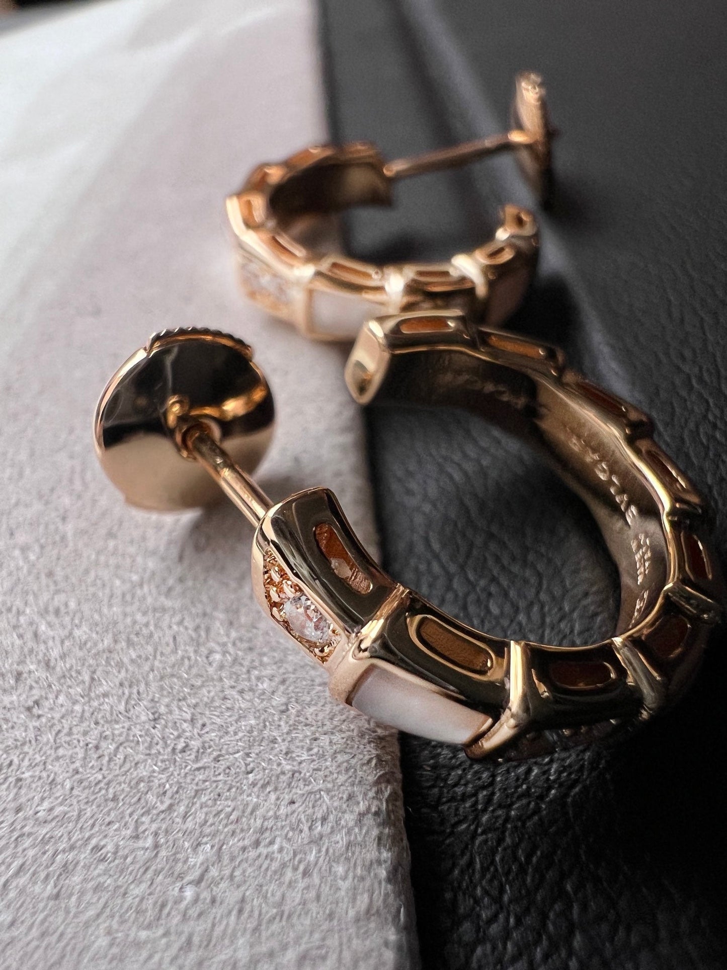 [Angela Jewellery]SERPENTI MOP PINK GOLD EARRINGS