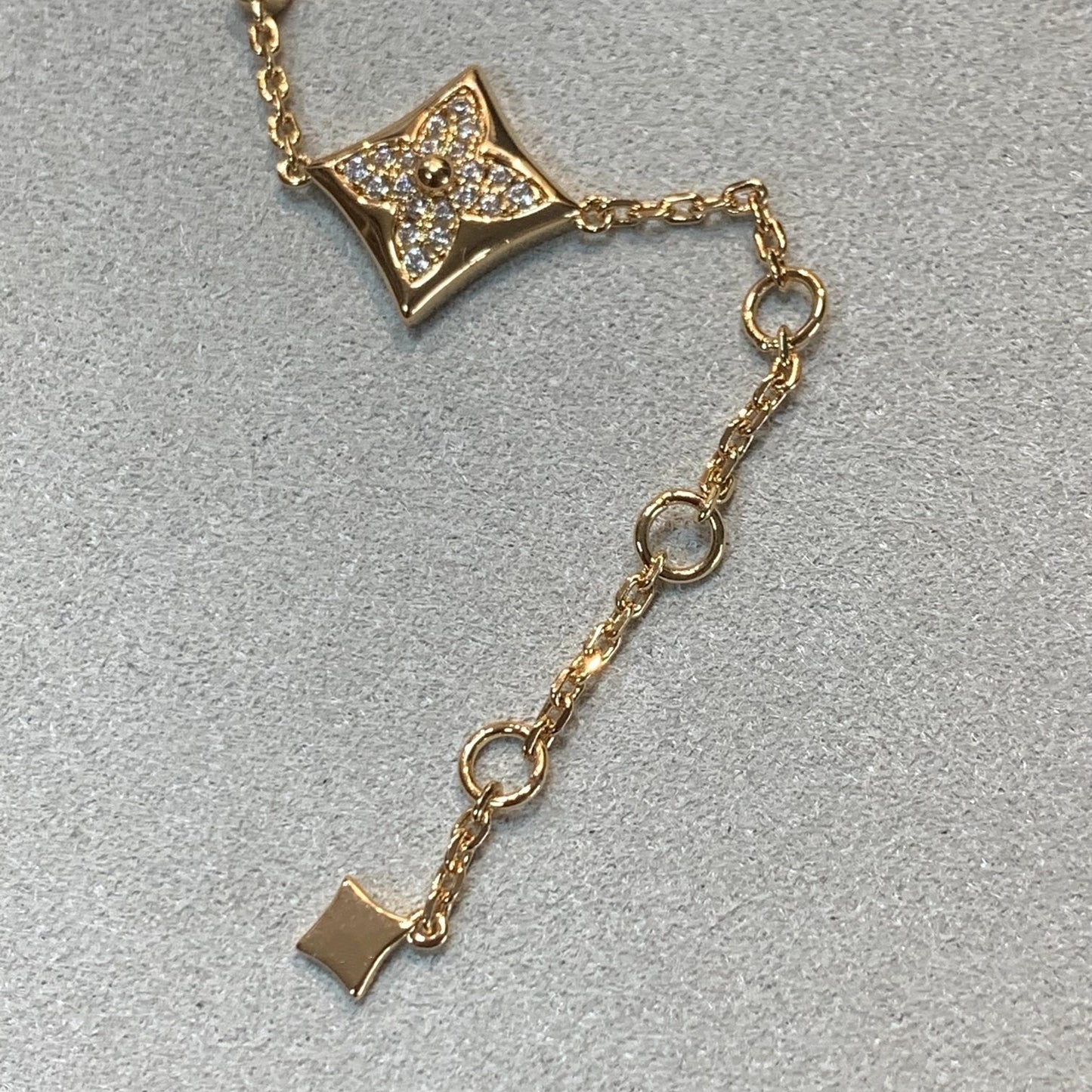 [Angela Jewellery]STAR AND SUN 4 MOTIFS GOLD DIAMONDS BRACELET