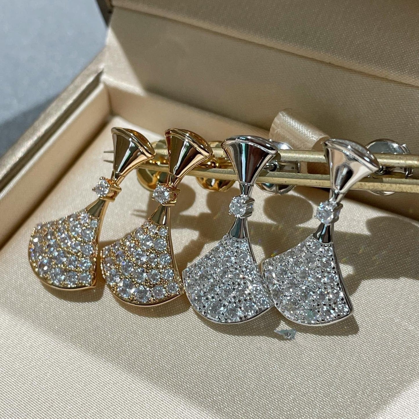 [Angela Jewellery]DREAM EARRINGS DIAMOND