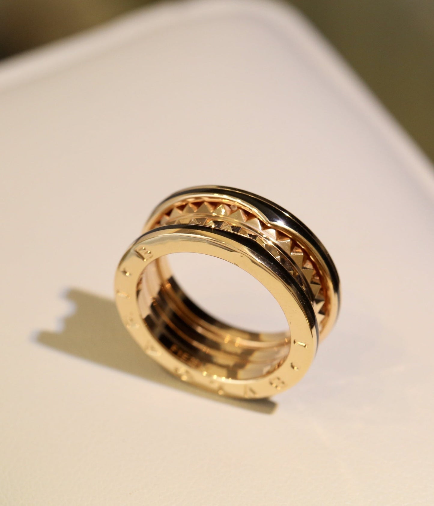 [Angela Jewellery]ZERO 1 PINK GOLD BLACK CERAMIC RING