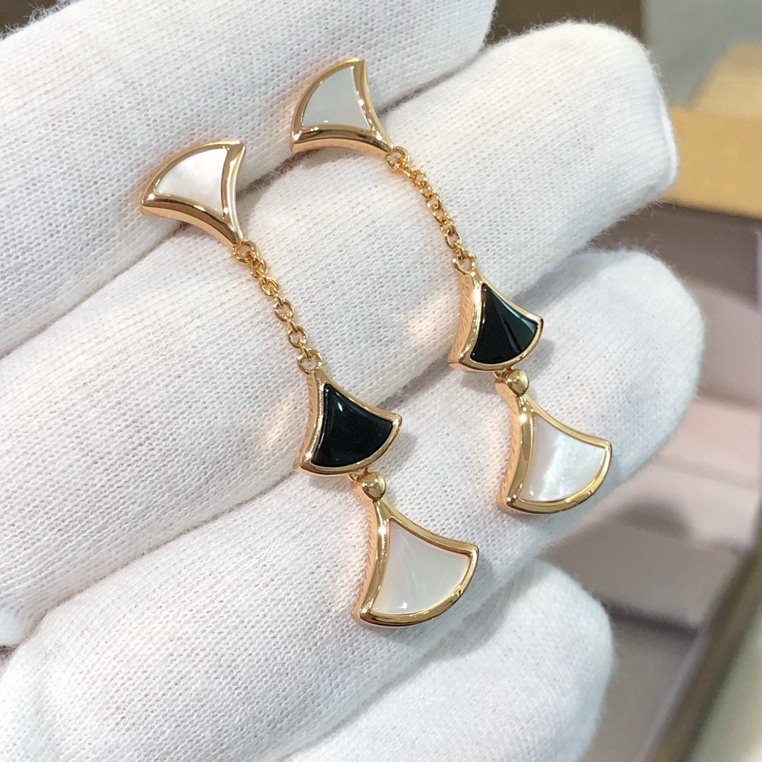[Angela Jewellery]DREAM EARRINGS 3 MOTIFS ONYX MOP PINK GOLD