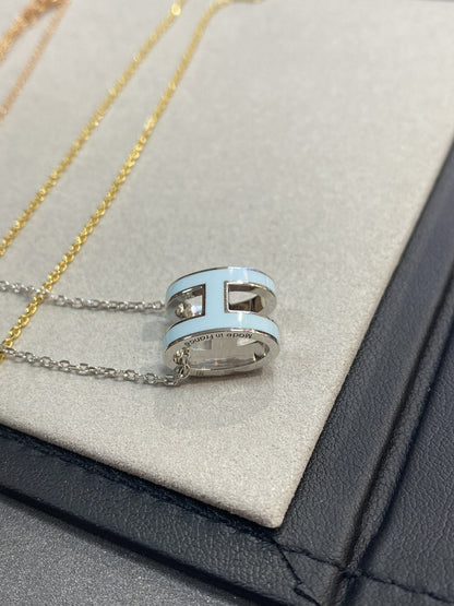[Angela Jewellery]POP H LIGHT BLUE NECKLACE