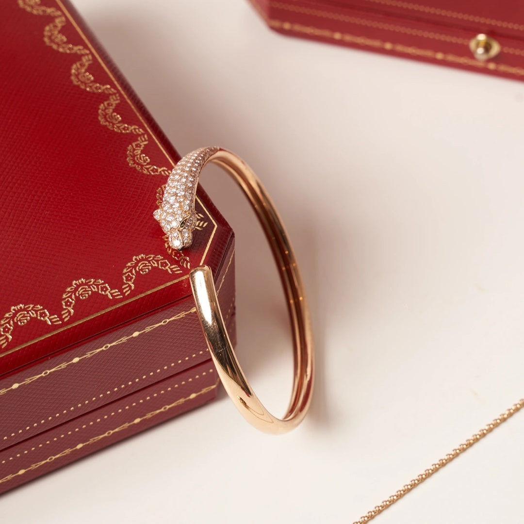 [Angela Jewellery]PANTHERE ROSE GOLD DIAMOND OPEN BRACELET