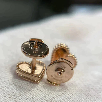 [Angela Jewellery]HEART CARNELIAN STUD EARRINGS