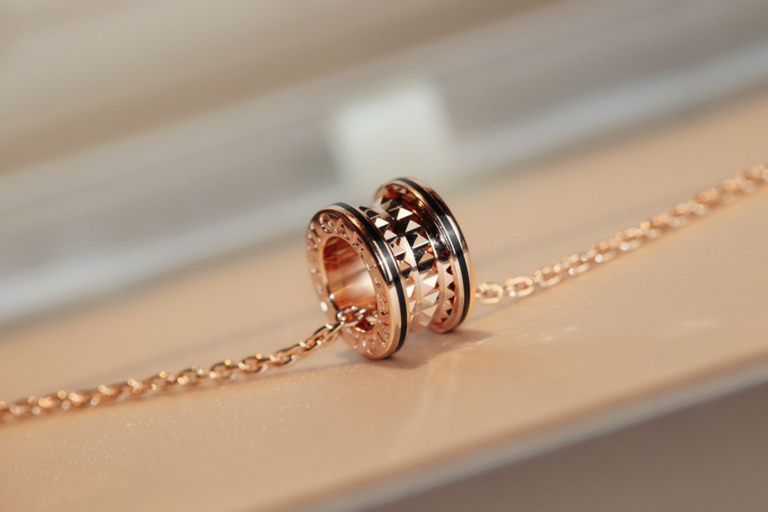 [Angela Jewellery]ZERO 1 ROCK PEDANT PINK GOLD BLACK NECKLACE