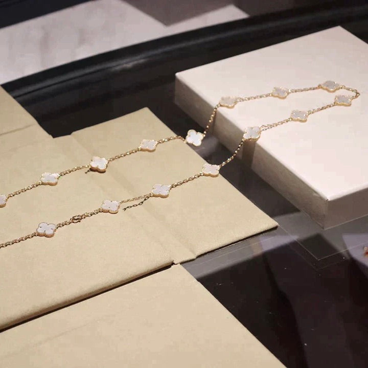 [Angela Jewellery]CLOVER 20 MOTIFS WHITE MOP NECKLACE