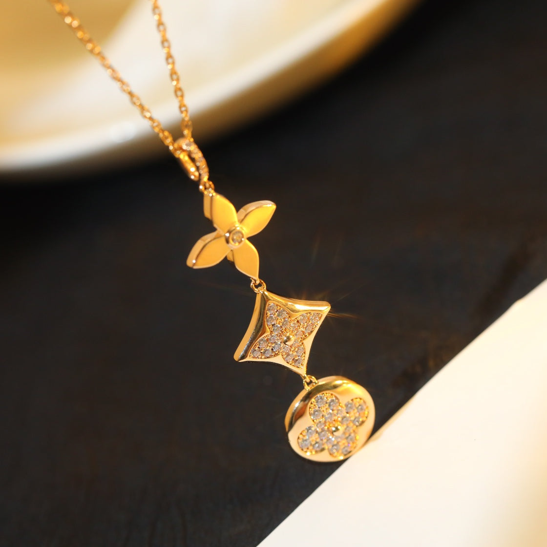 [Angela Jewellery]STAR AND SUN DIAMOND PINK GOLD NECKLACE