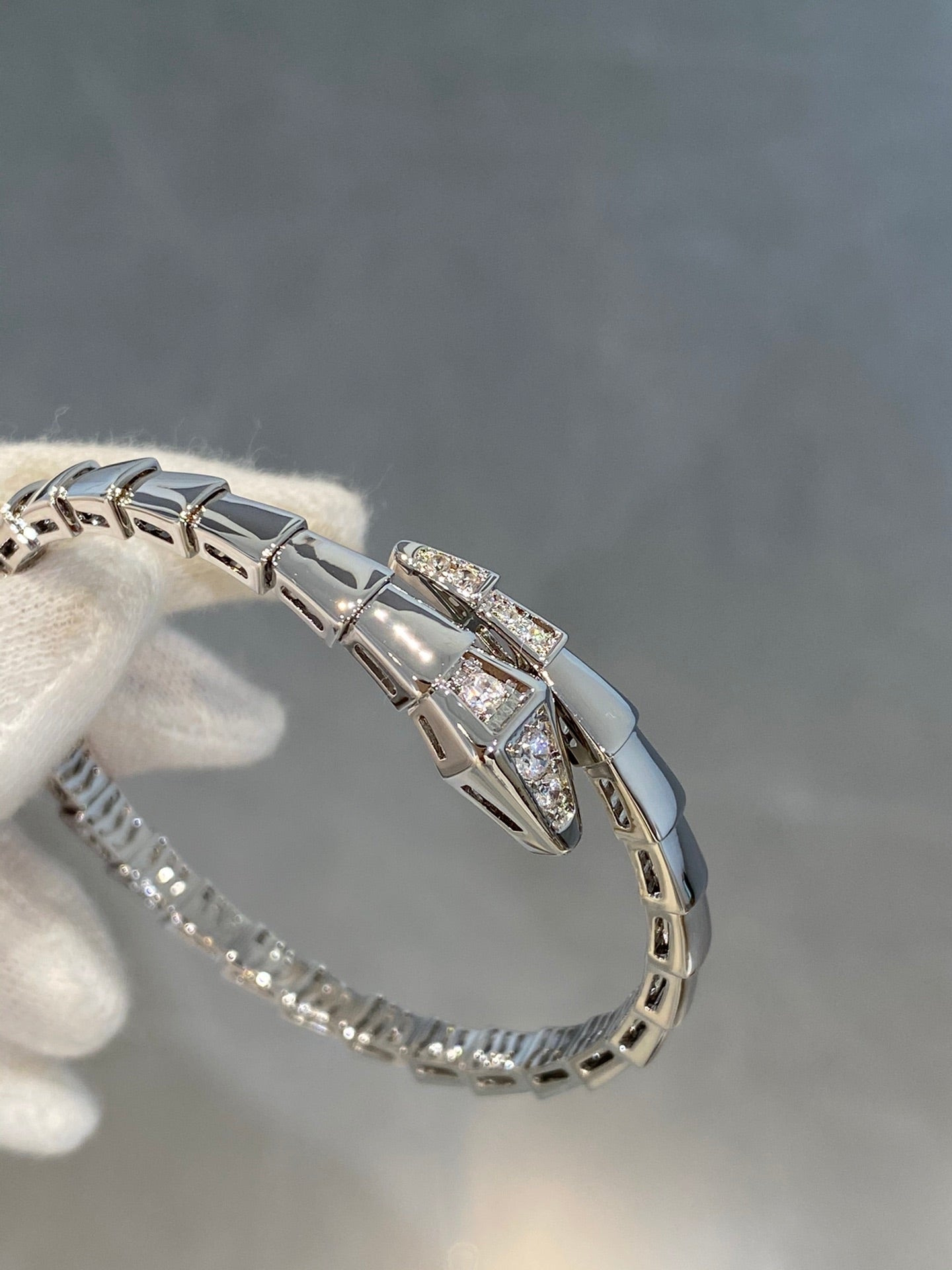 [Angela Jewellery]SERPENTI BRACELET DIAMONDS SILVER