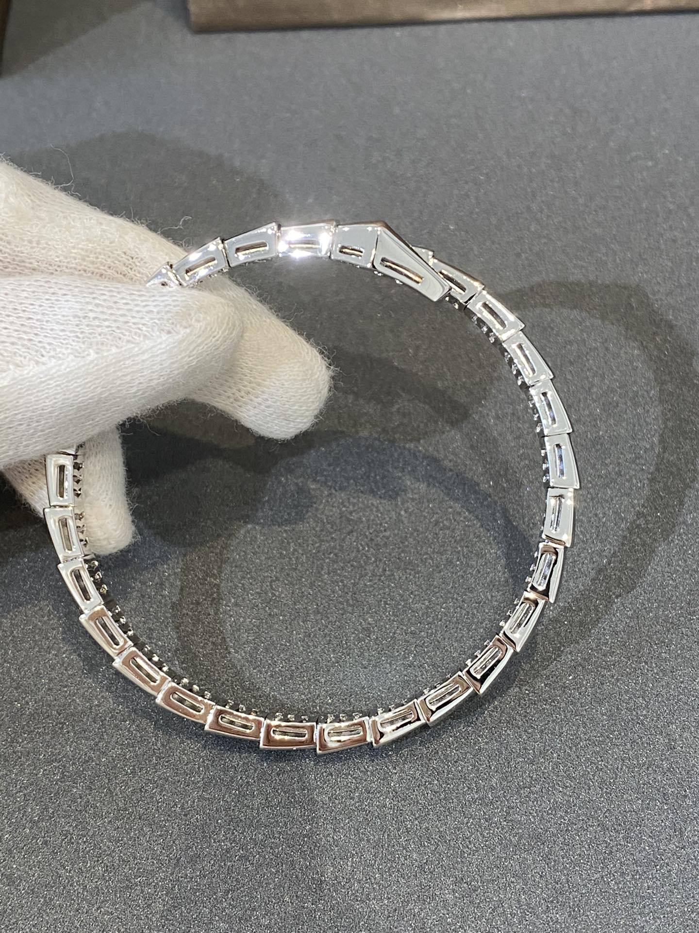 [Angela Jewellery]SERPENTI BRACELET DIAMONDS SILVER