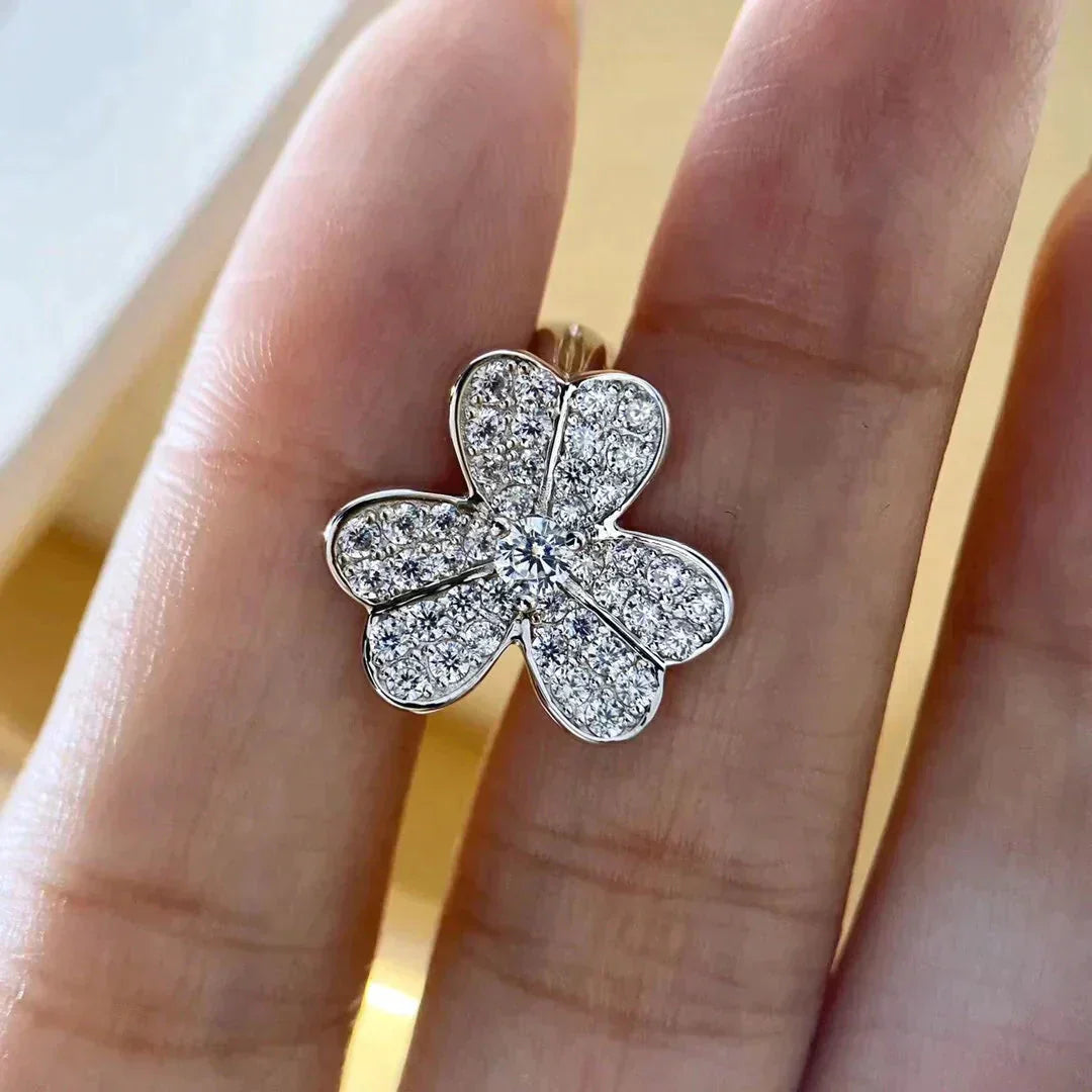 [Angela Jewellery]CLOVER COMOS DIAMOND EARRINGS SILVER
