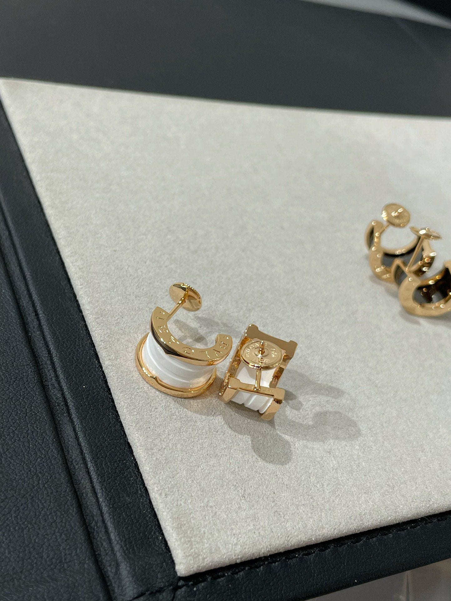 [Angela Jewellery]ZERO 1 PINK GOLD CERAMIC EARRINGS