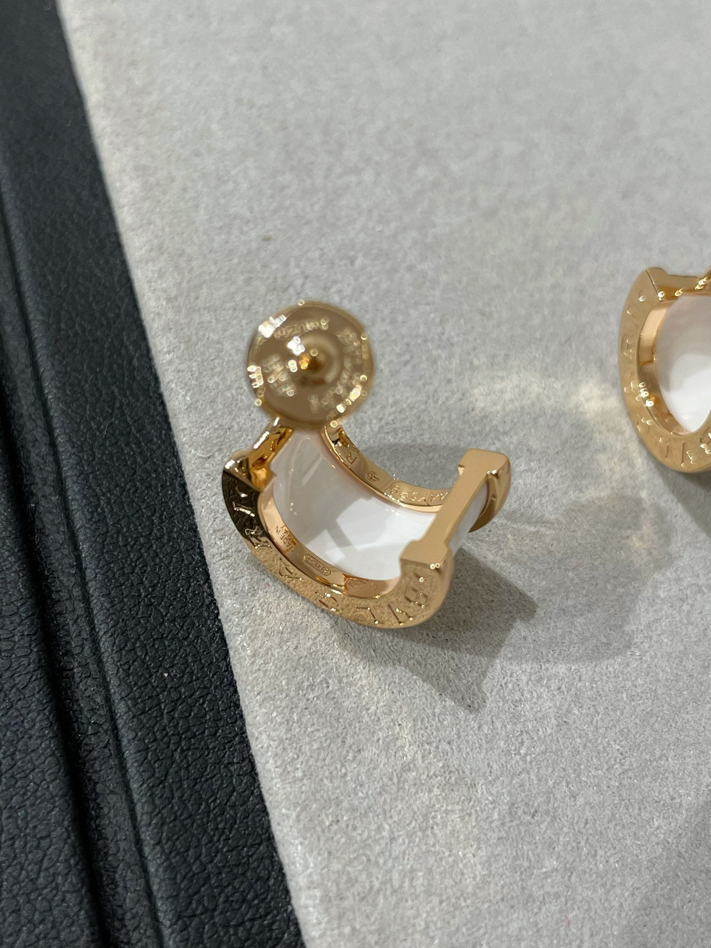 [Angela Jewellery]ZERO 1 PINK GOLD CERAMIC EARRINGS