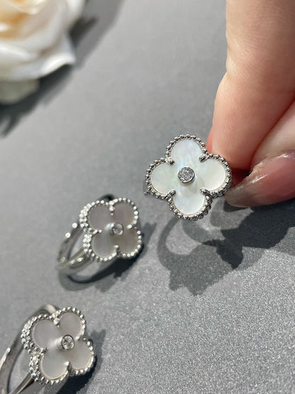 [Angela Jewellery]CLOVER SILVER MOP DIAMOND RING