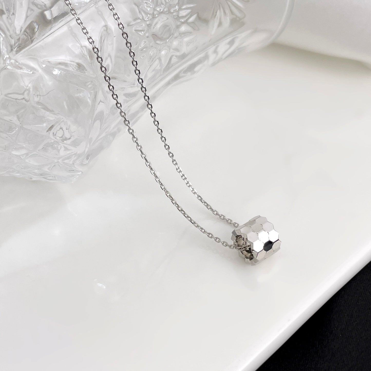 [Angela Jewellery]BEE MINI NECKLACE
