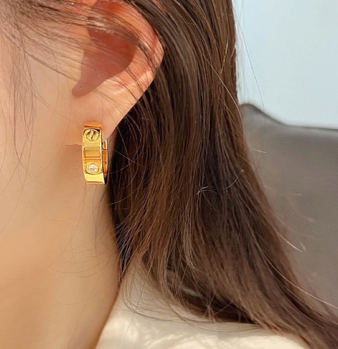 [Angela Jewellery]LOVE 5.5MM 1 DIAMOND EARRINGS