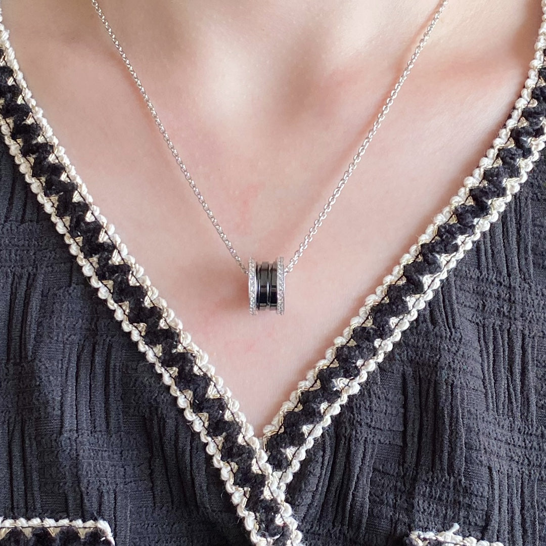 [Angela Jewellery]ZERO 1 DIAMOND CERAMIC NECKLACE