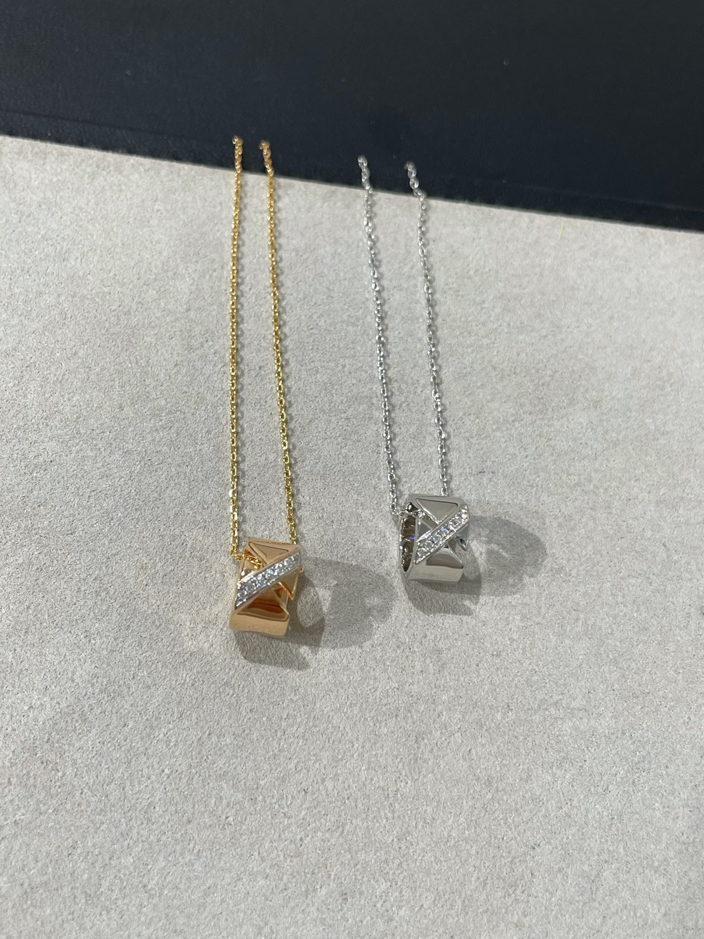 [Angela Jewellery]LIENS EVIDENCE DIAMOND NECKLACE
