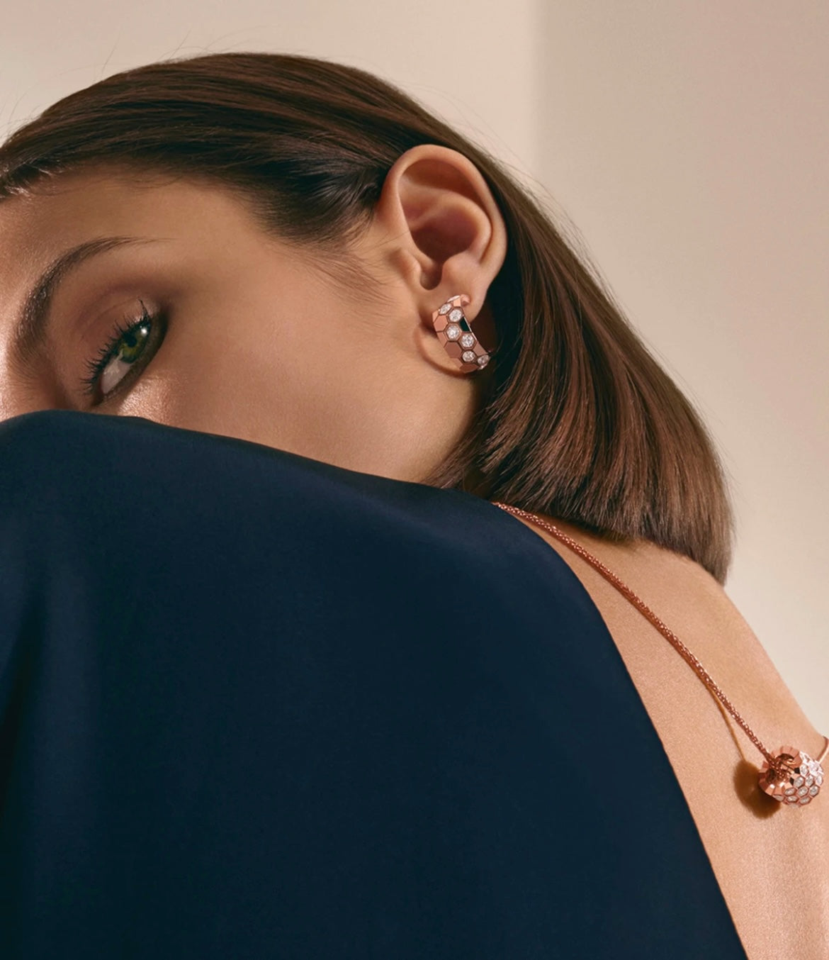 [Angela Jewellery]BEE LOVE DIAMOND HOOP EARRINGS