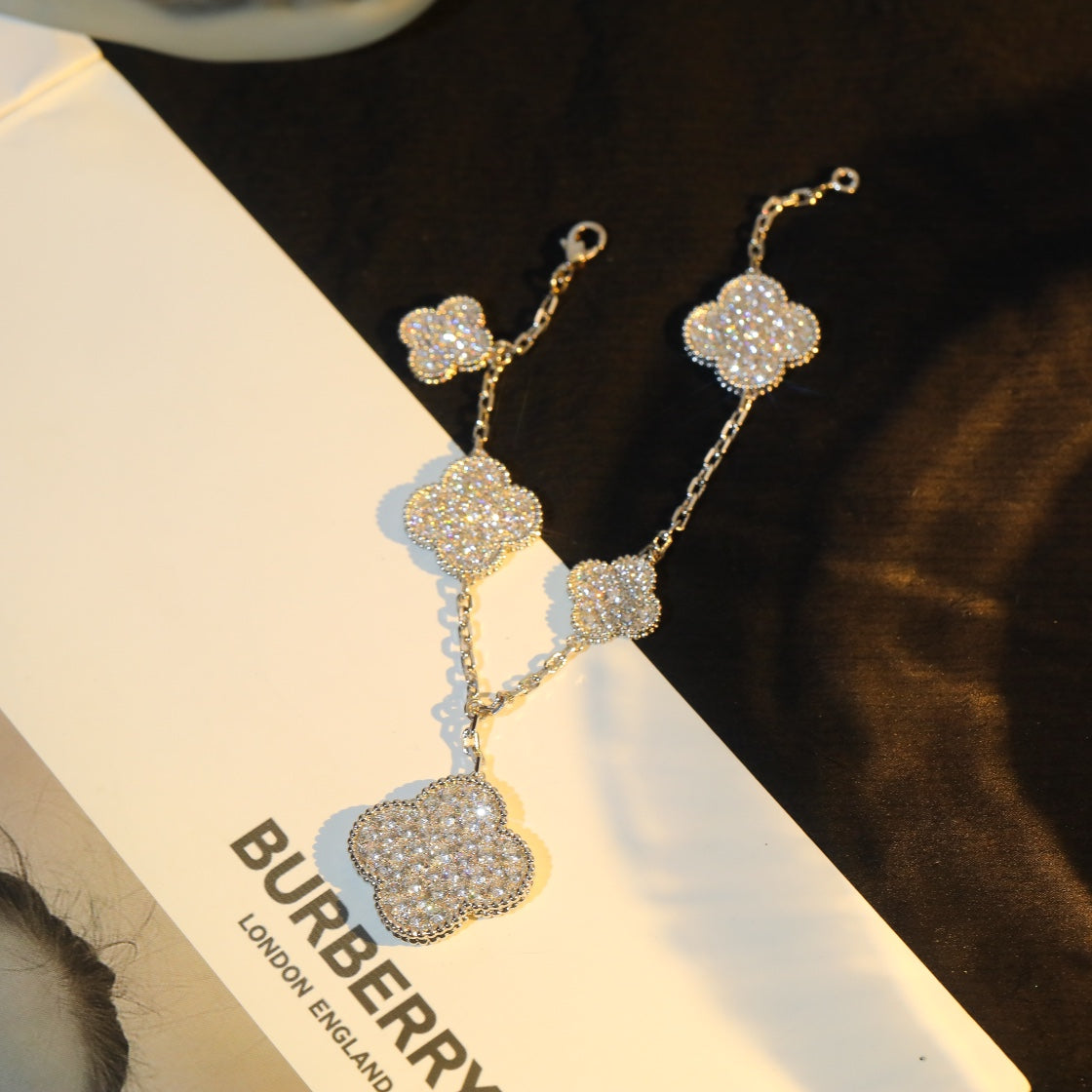 [Angela Jewellery]CLOVER BRACELET 5 MOTIF SILVER DIAMOND PAVED