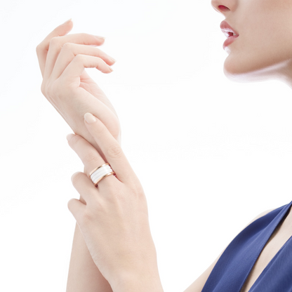 [Angela Jewellery]ZERO 1 FOUR-BAND LOOPS AND WHITE CERAMIC SPIRAL PINK GOLD RING