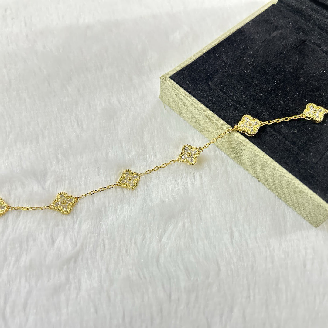 [Angela Jewellery]CLOVER 6 MOTIF DIAMOND BRACELET