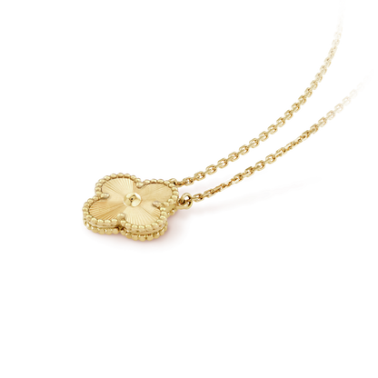 [Angela Jewellery]CLOVER 15MM LASER NECKLACE