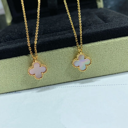 [Angela Jewellery]CLOVER 15MM PINK MOTHER-OF-PEARL SINGLE FLOWER NECKLACE