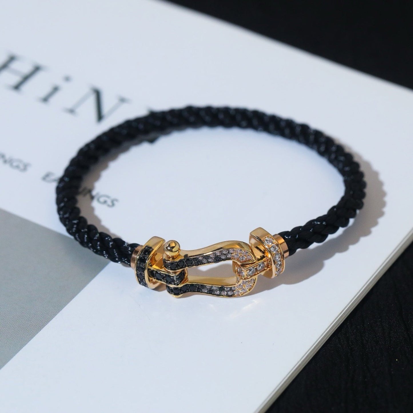 [Angela Jewellery]FORCE LARGE HORSESHOE BLACK WHITE DIAMOND BRACELET ROSE GOLD