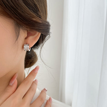 [Angela Jewellery]ZERO 1 DIAMOND PAVED EARRINGS