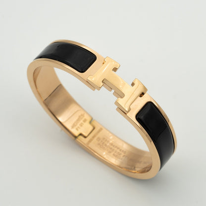 [Angela Jewellery]H BLACK BRACELET