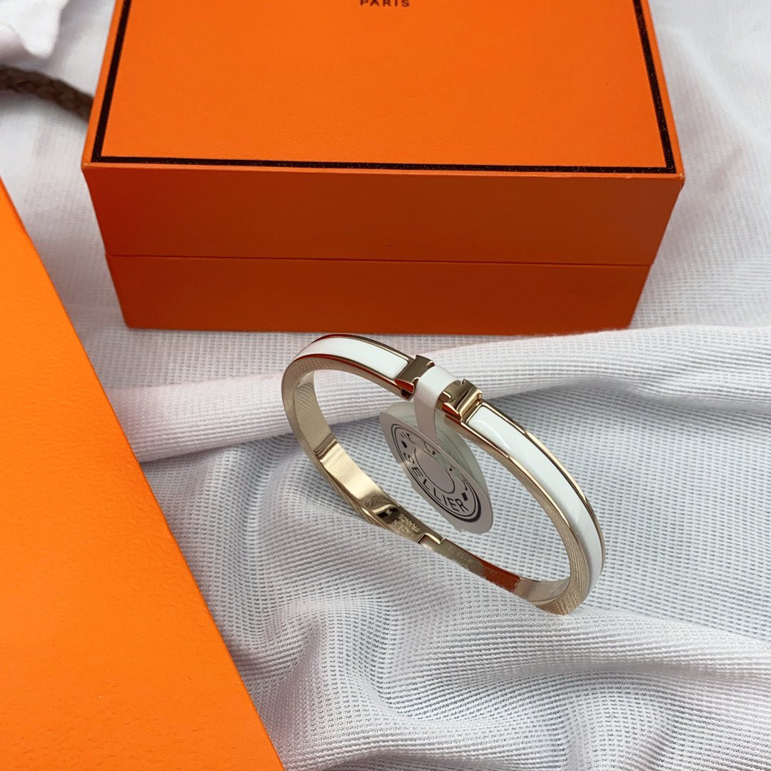 [Angela Jewellery]CLASSIC HM CLIC WHITE 8MM ENAMEL BRACELET