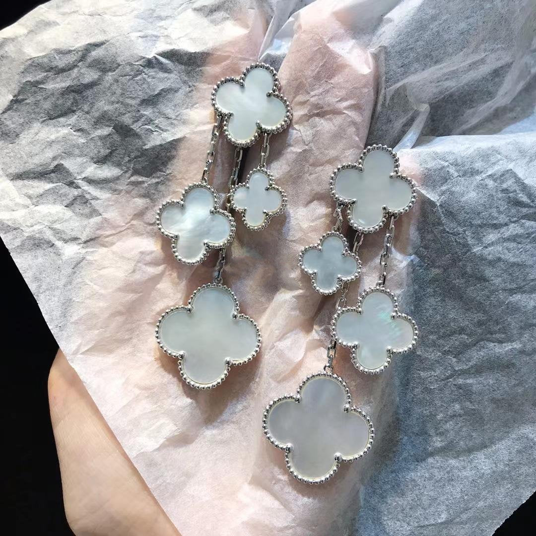 [Angela Jewellery]CLOVER EARRINGS WHITE MOP 4 MOTIFS SILVER
