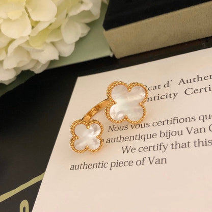 [Angela Jewellery]CLOVER BETWEEN THE FINGER RING