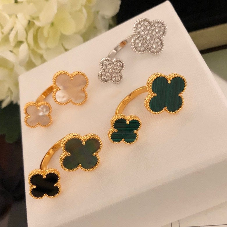 [Angela Jewellery]CLOVER BETWEEN THE FINGER RING
