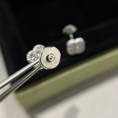[Angela Jewellery]CLOVER MINI DIAMOND STUD EARRINGS